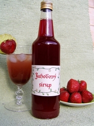 JAHODOVÝ SIRUP  0,5l